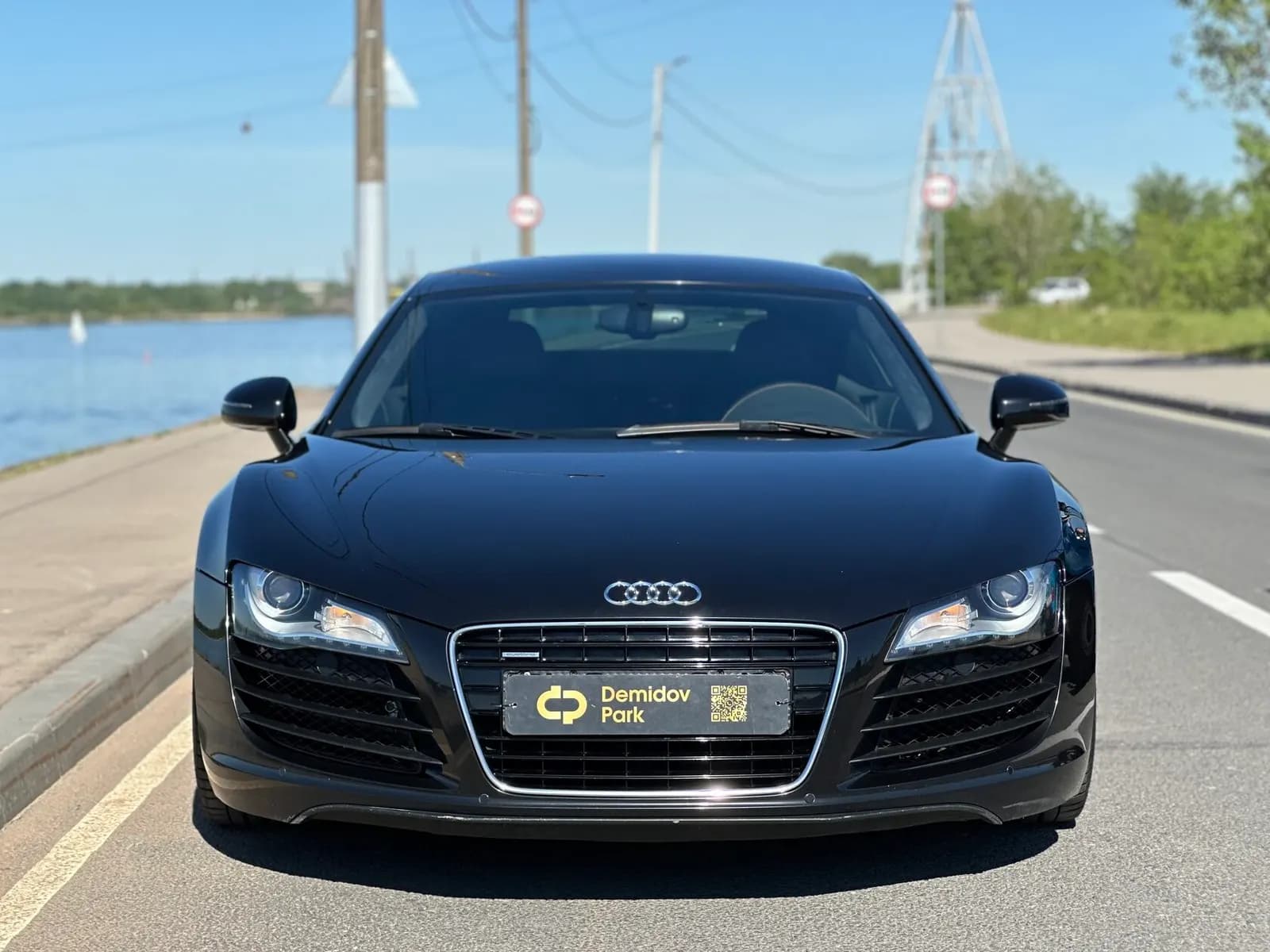 Audi R8 — фото 5