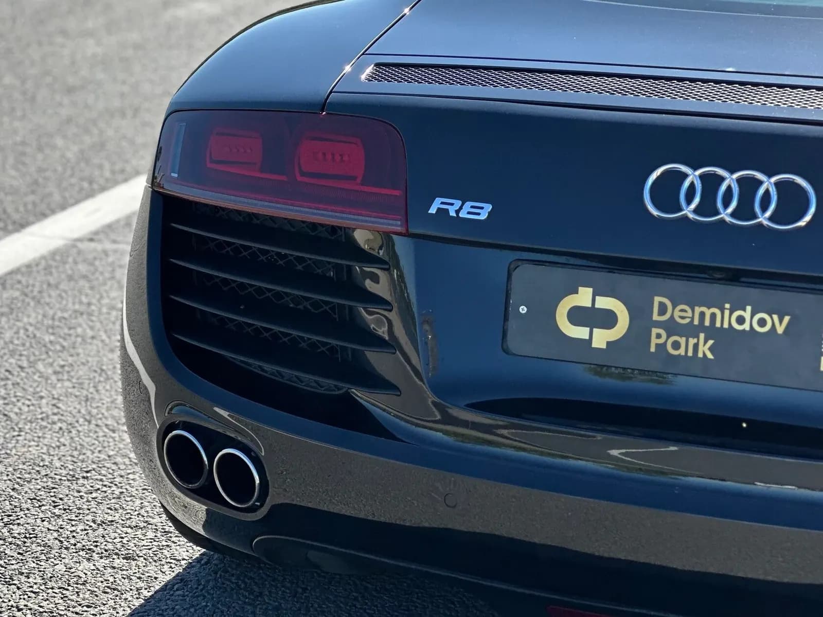 Audi R8 — фото 18