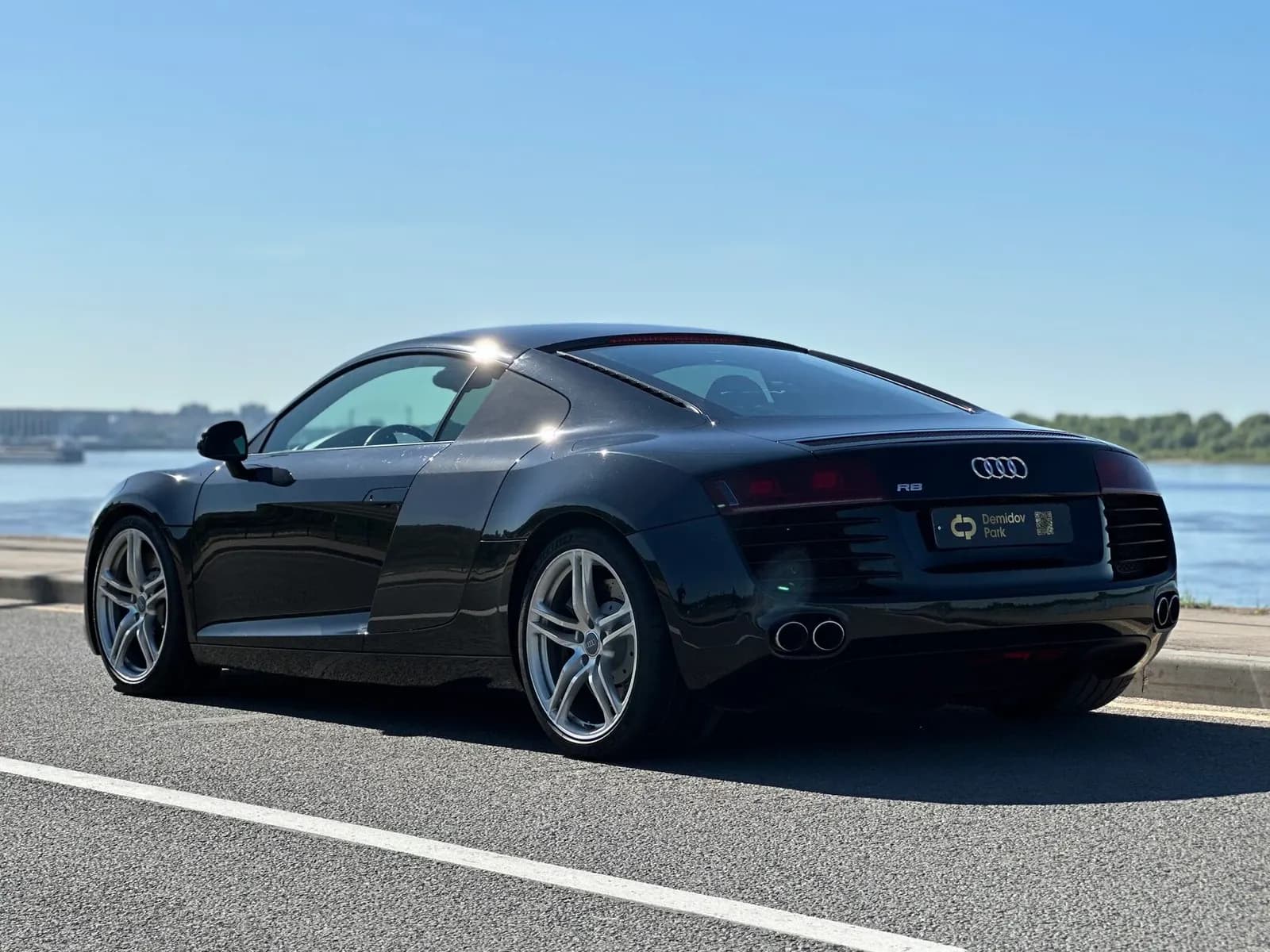 Audi R8 — фото 19