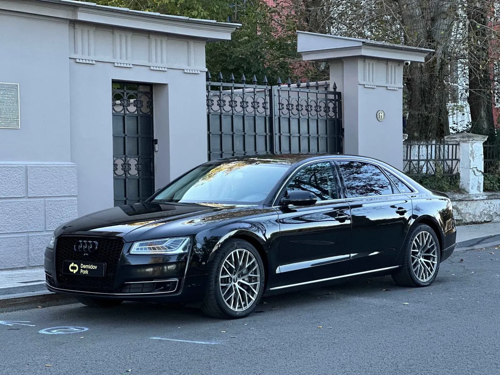 Audi A8 Long — аренда в Нижний Новгород
