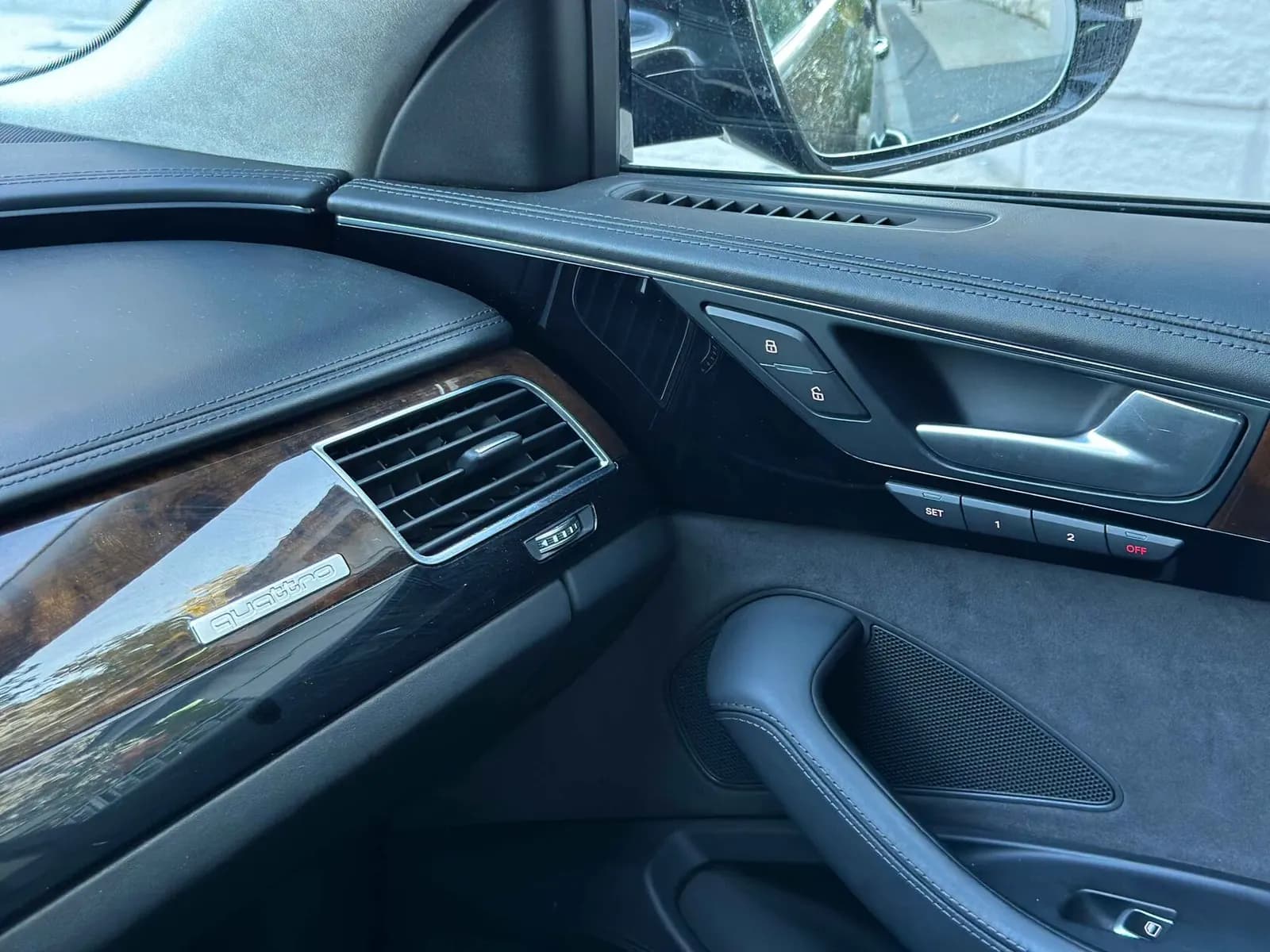 Audi A8 Long — фото 11