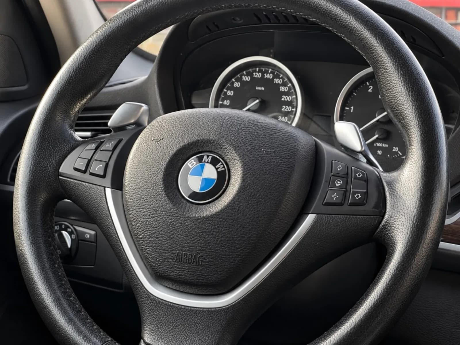 BMW X6 xDrive 30d — фото 3
