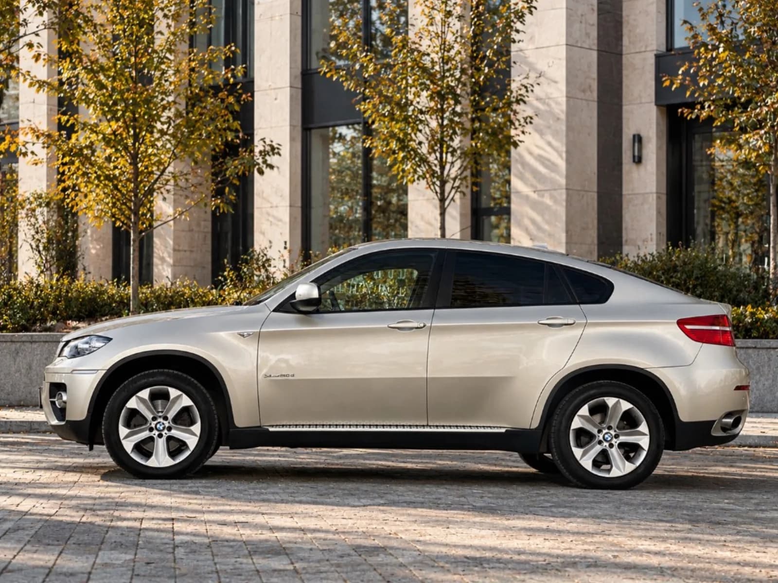 BMW X6 xDrive 30d — фото 11