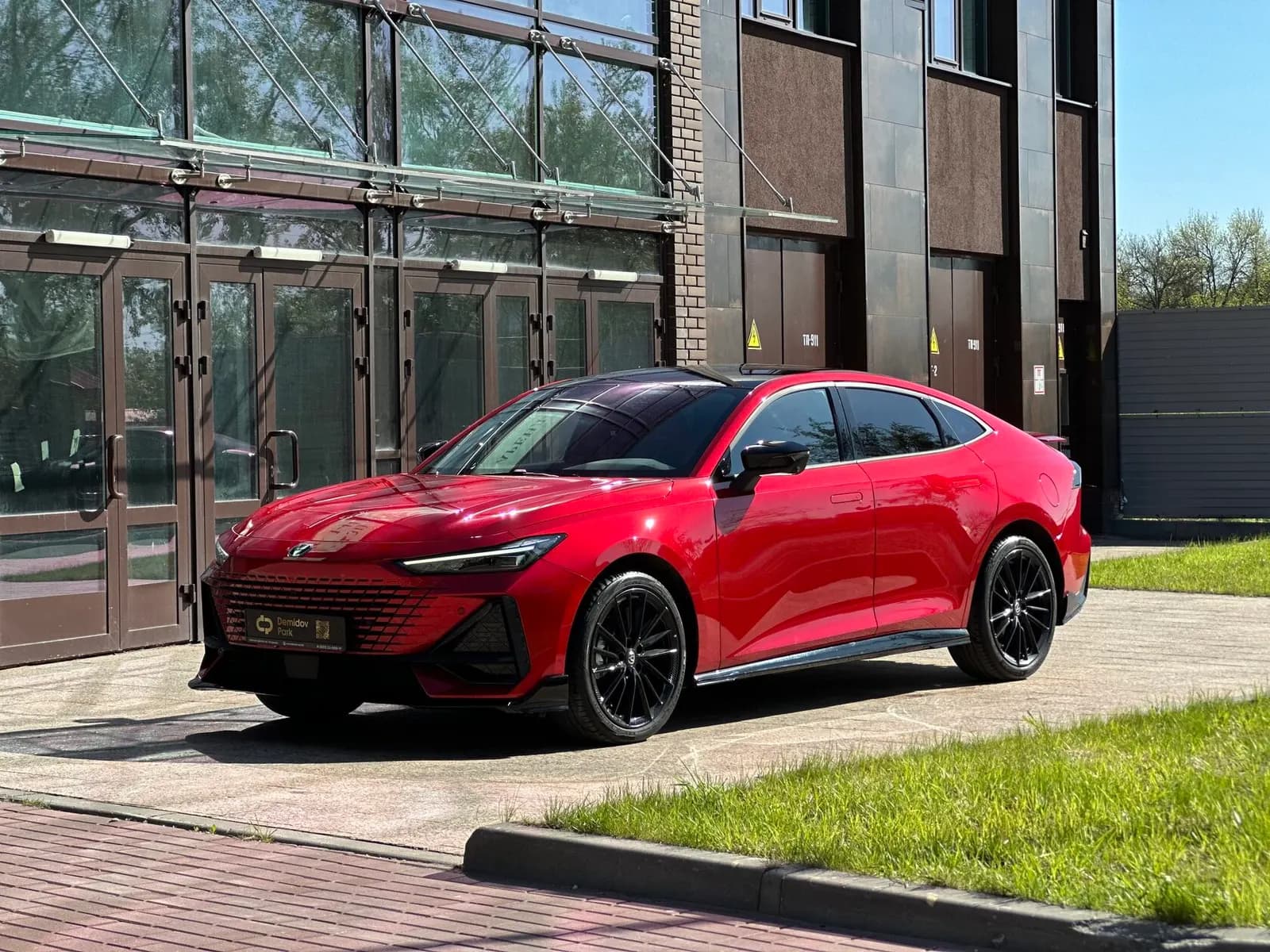 Changan UNI-V Red — аренда в Нижний Новгород