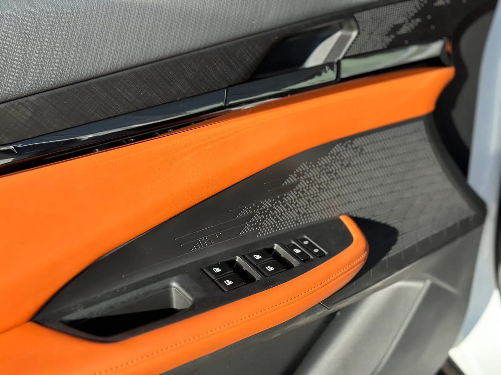 Changan UNI-V White — фото 16
