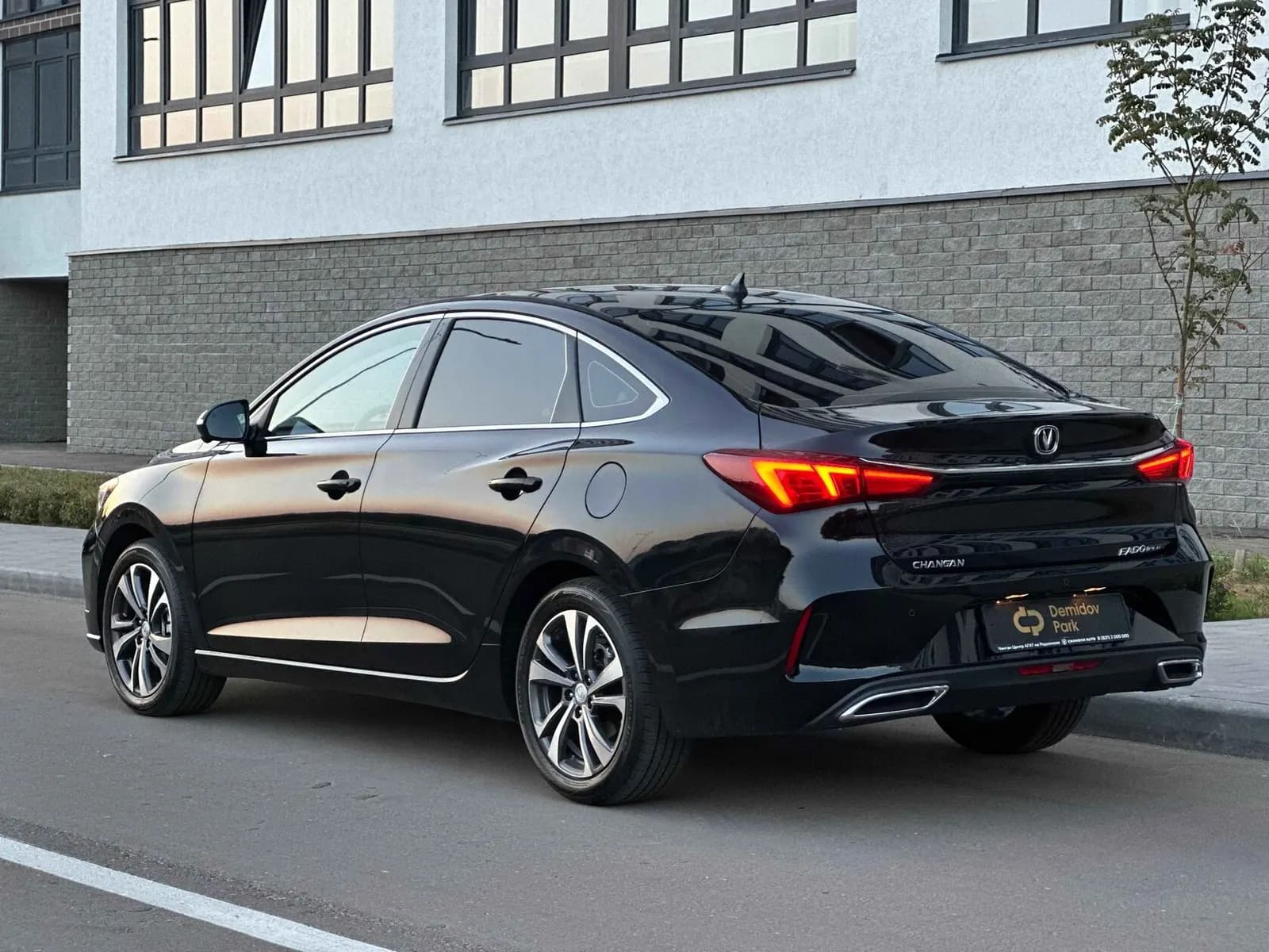Changan Eado Plus — фото 3