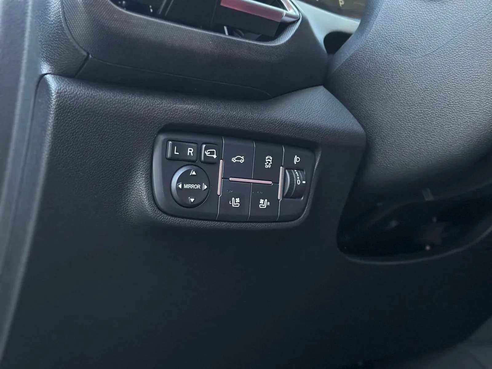 Changan Eado Plus — фото 11