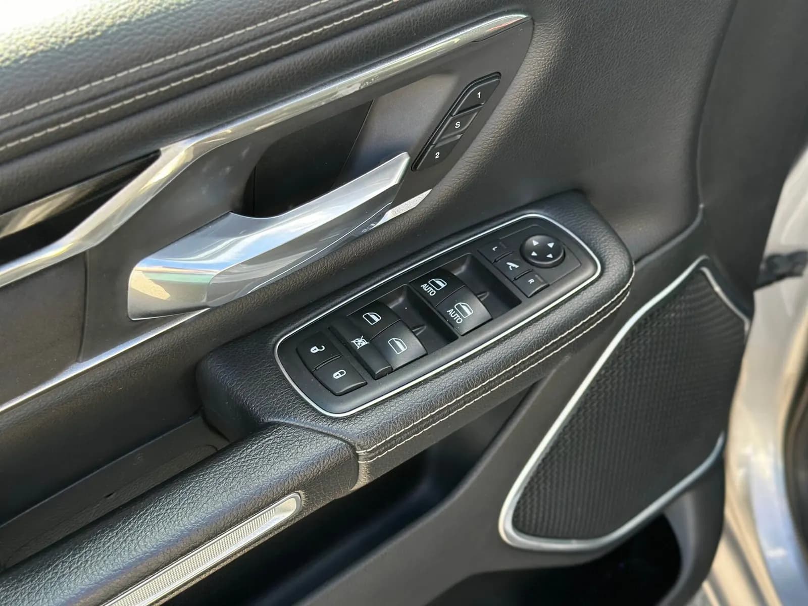 Dodge RAM — фото 12