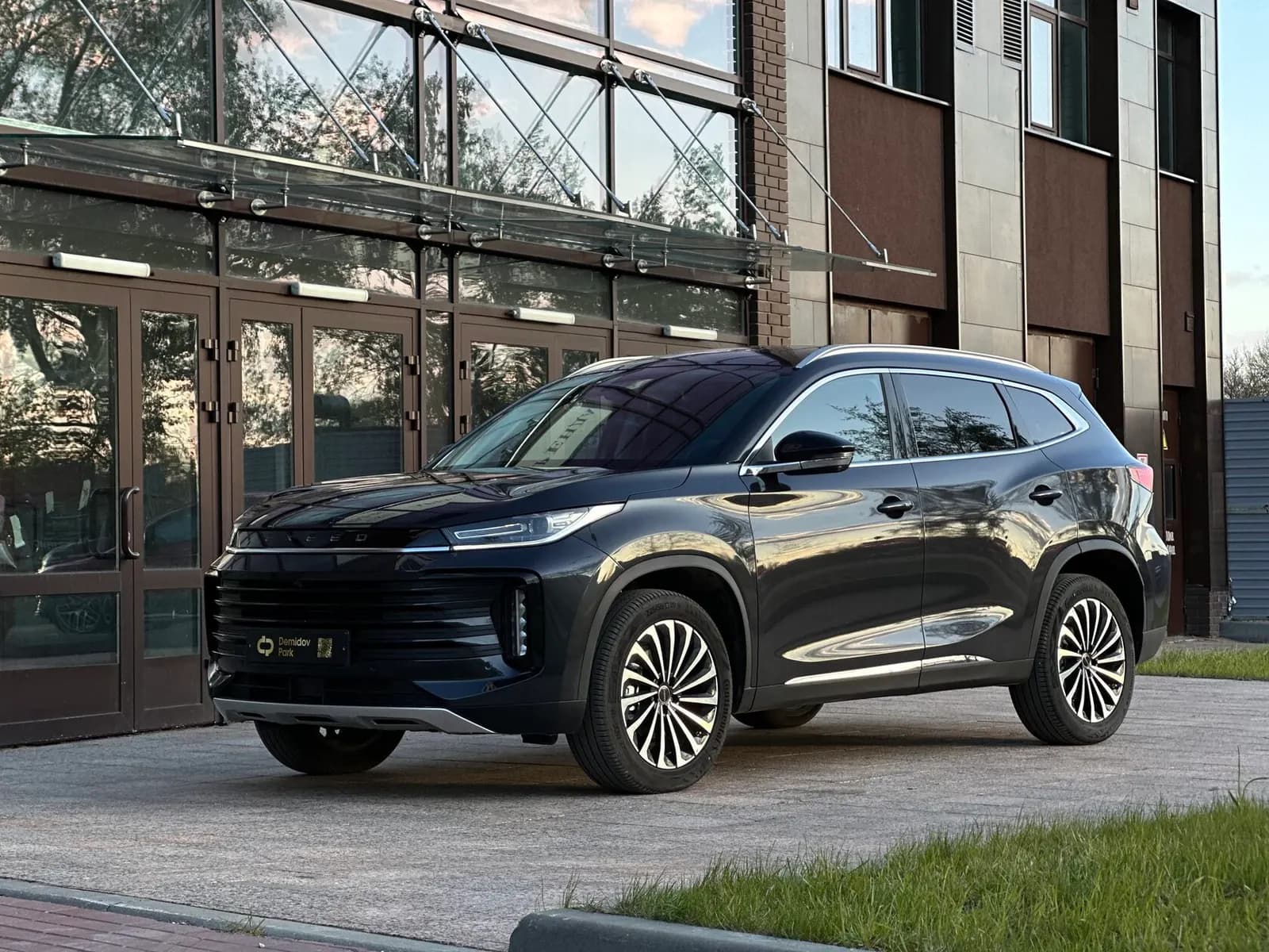 Exeed TXL Black — аренда в Нижний Новгород