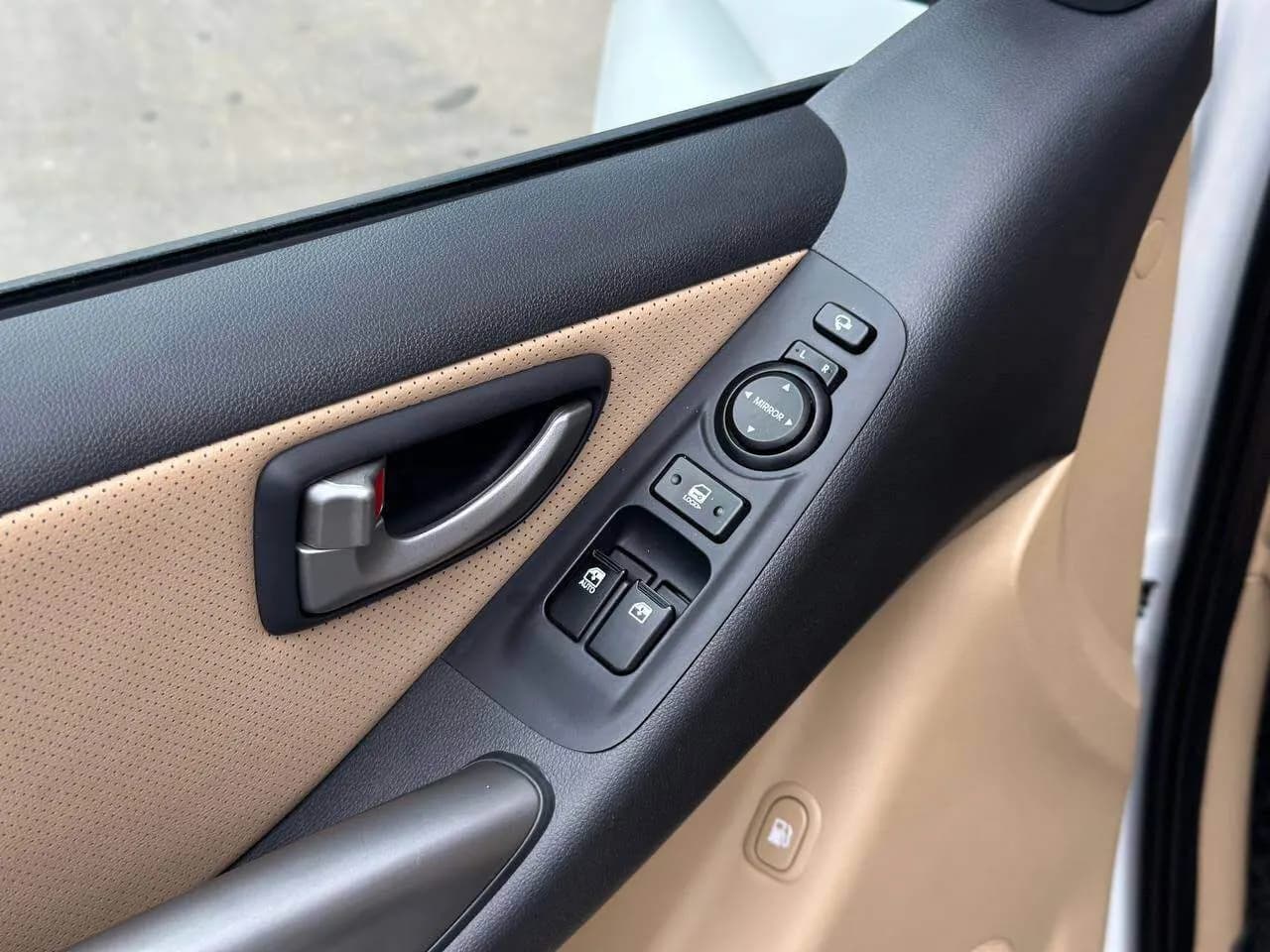Hyundai H-1 — фото 14
