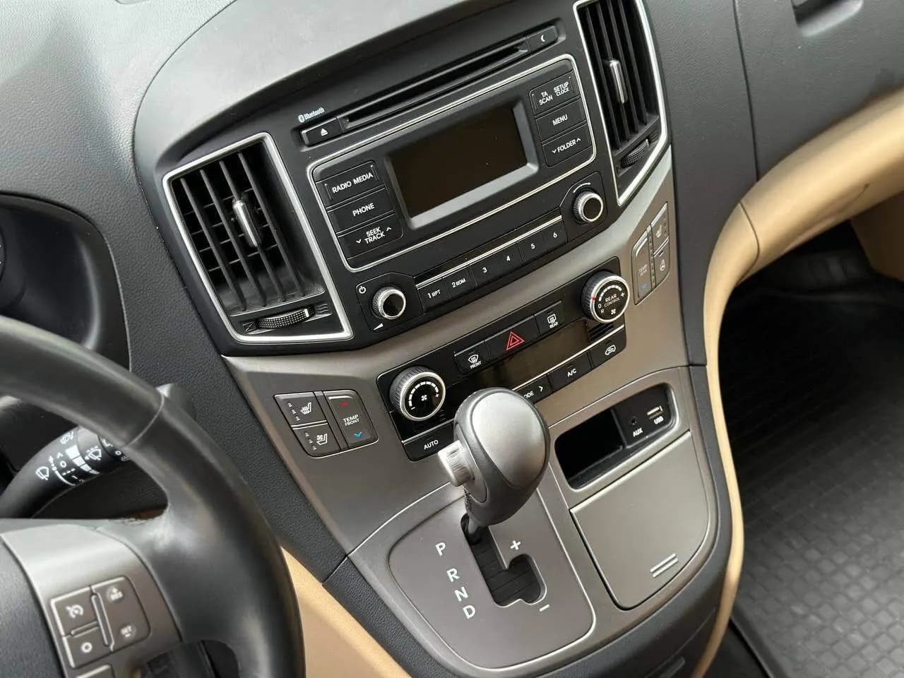 Hyundai H-1 — фото 15