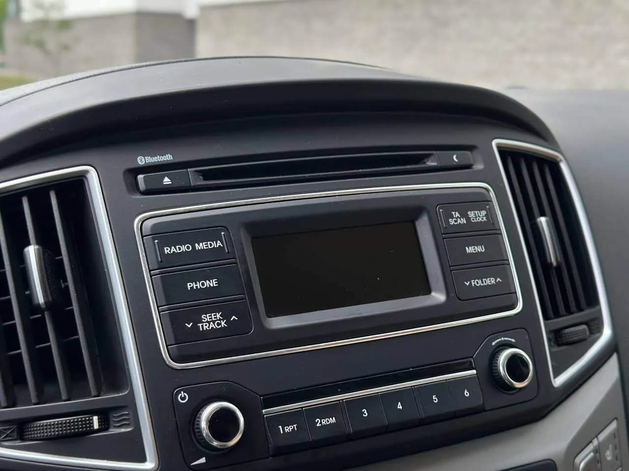 Hyundai H-1 — фото 16