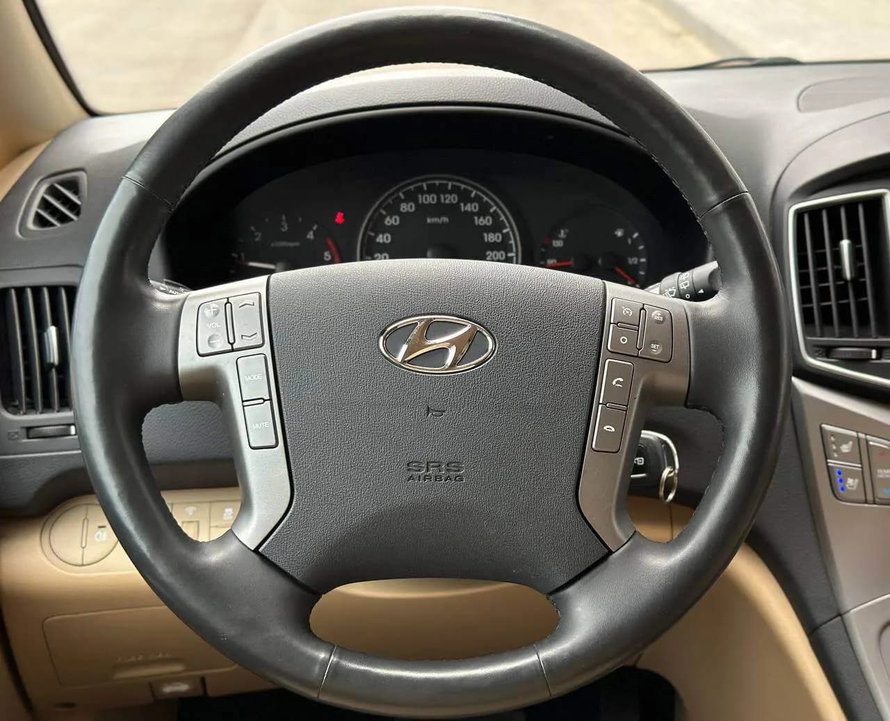 Hyundai H-1 — фото 19