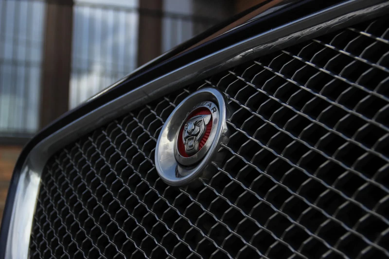 Jaguar XJ — фото 3