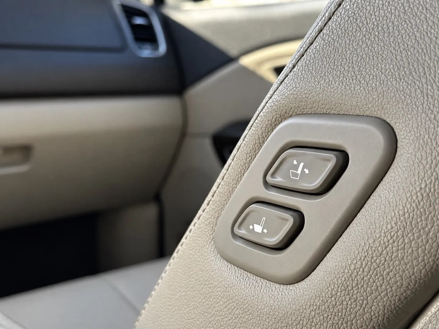 Kia Carnival — фото 14
