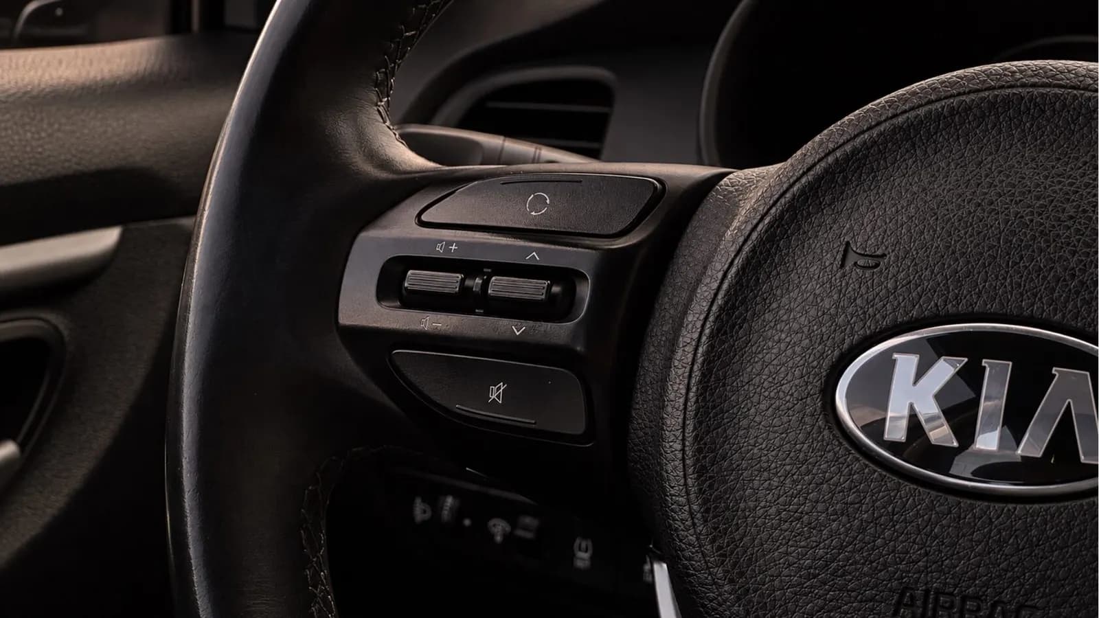 Kia Rio — фото 3