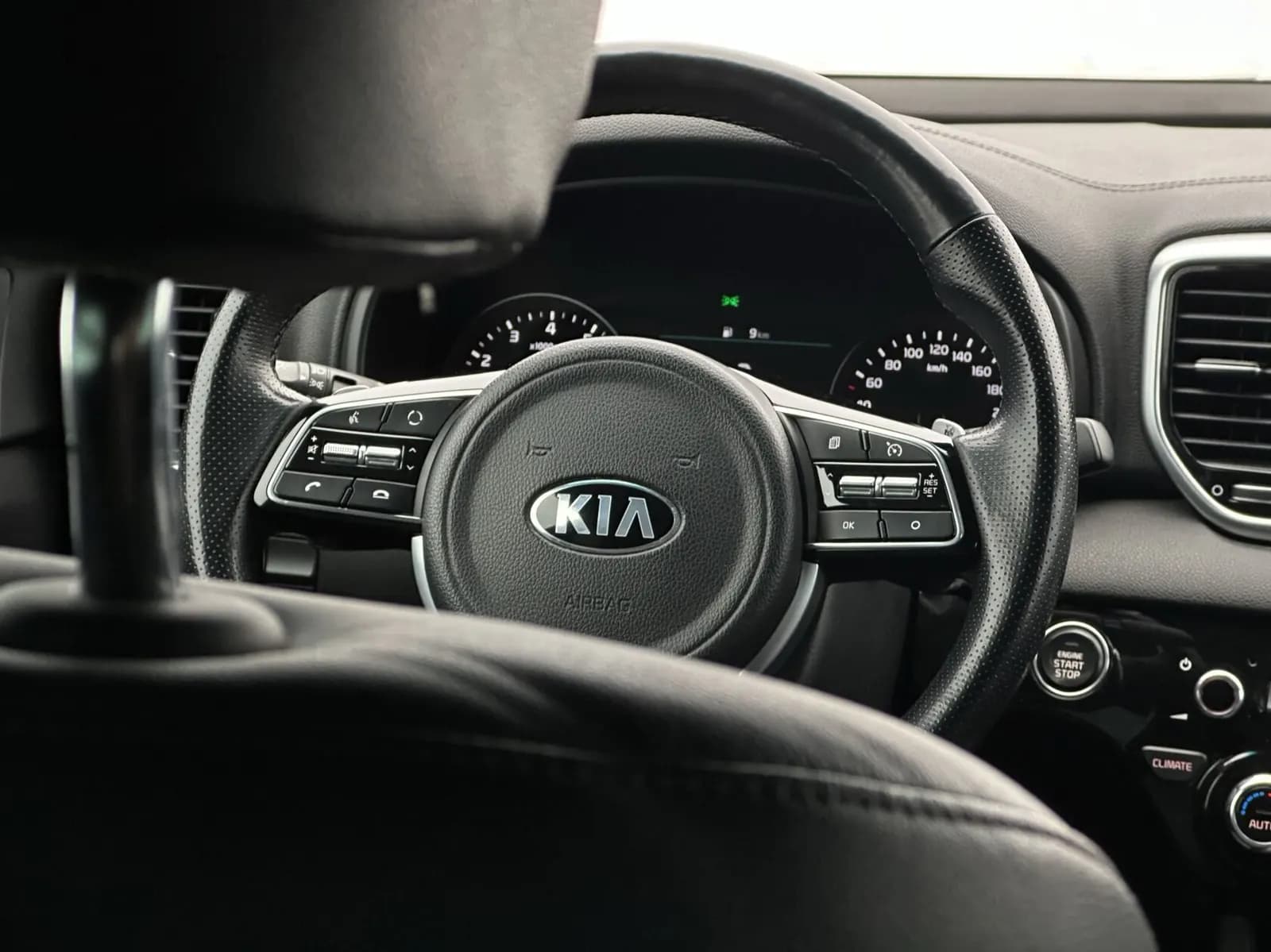 KIA Sportage — фото 3