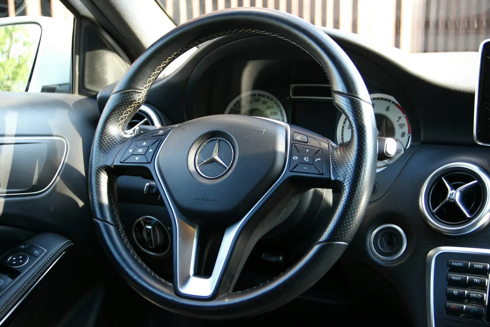 Mercedes A180 — фото 10