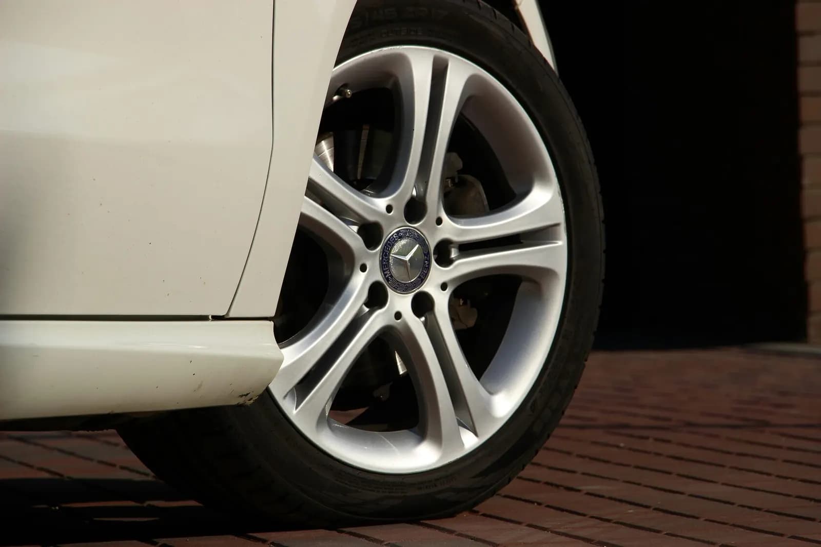 Mercedes A180 — фото 11