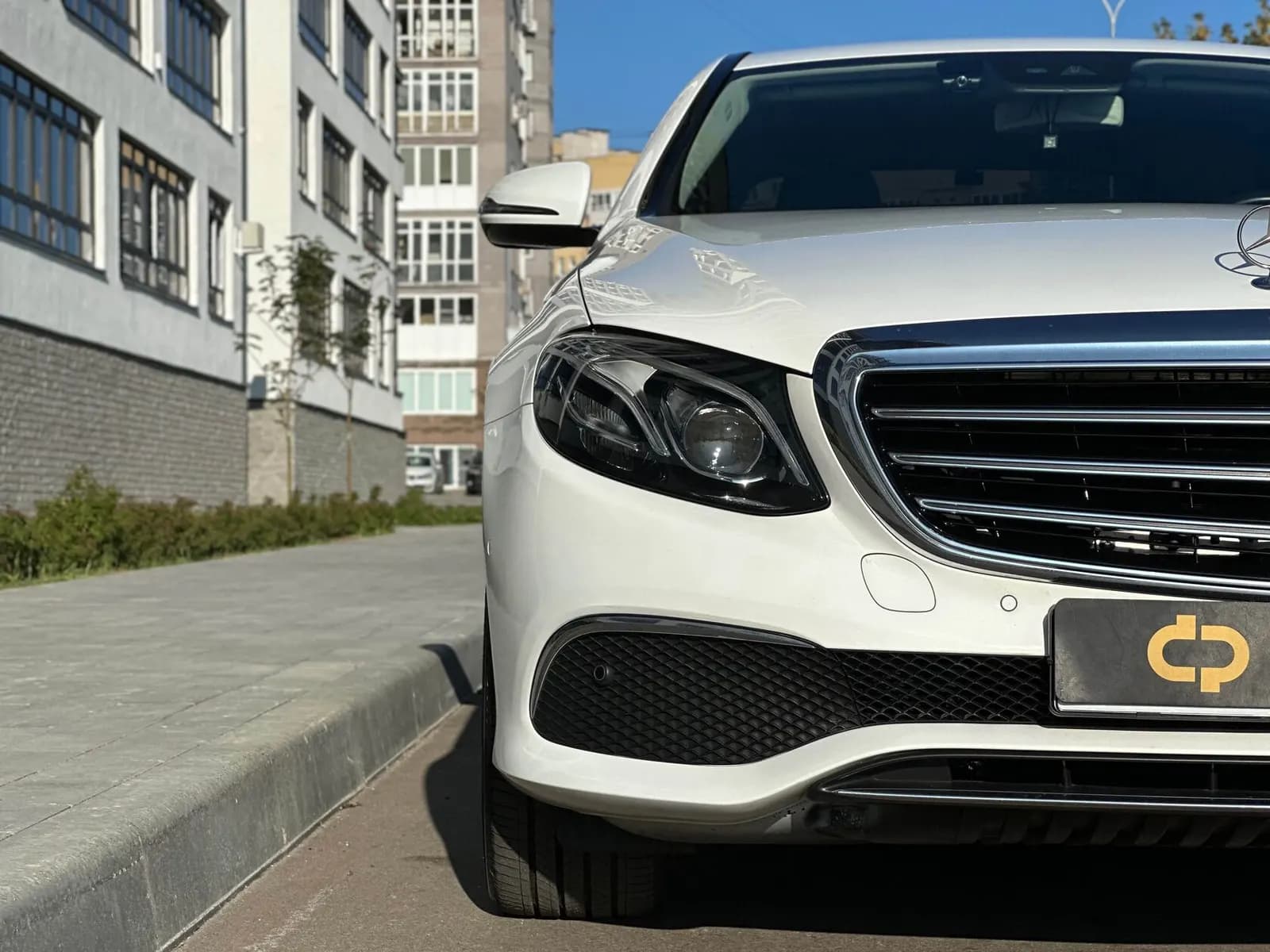Mercedes-Benz E220d — фото 3