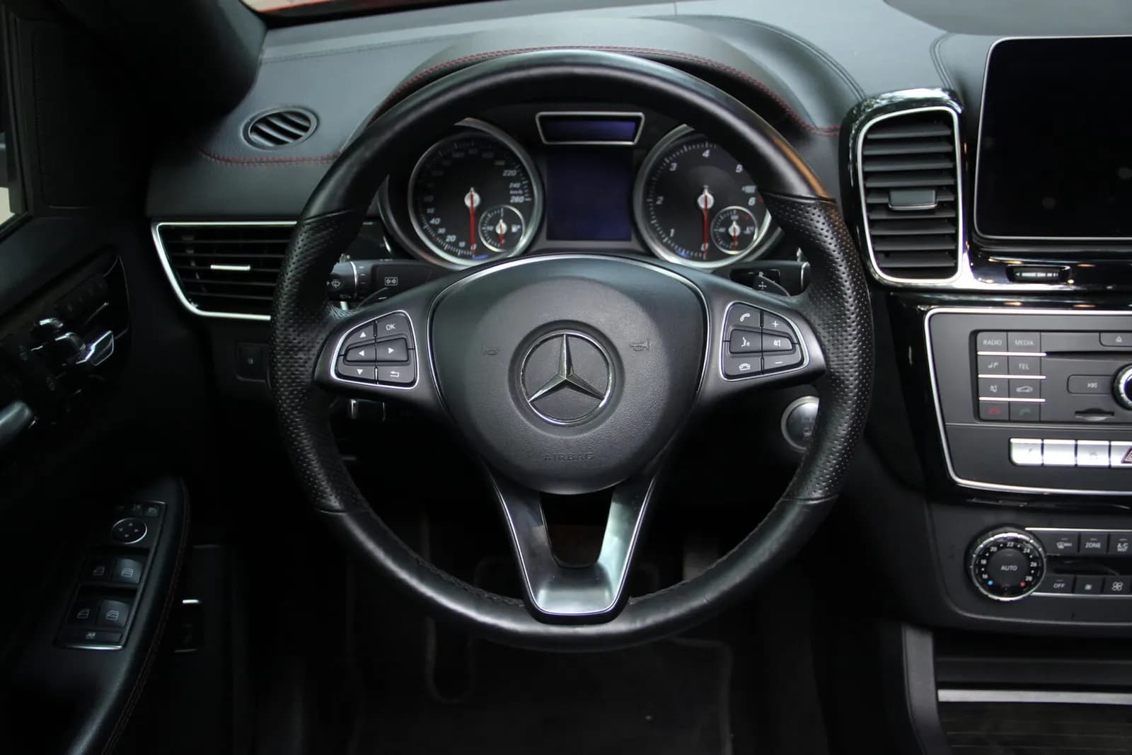 Mercedes GLE 350d — фото 10