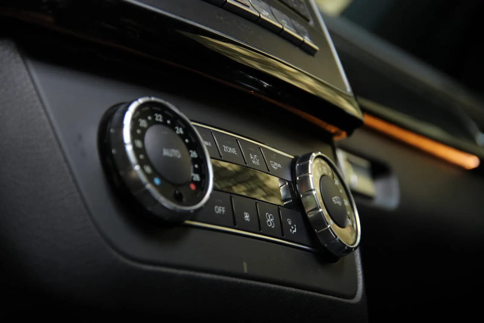 Mercedes GLE 350d — фото 19