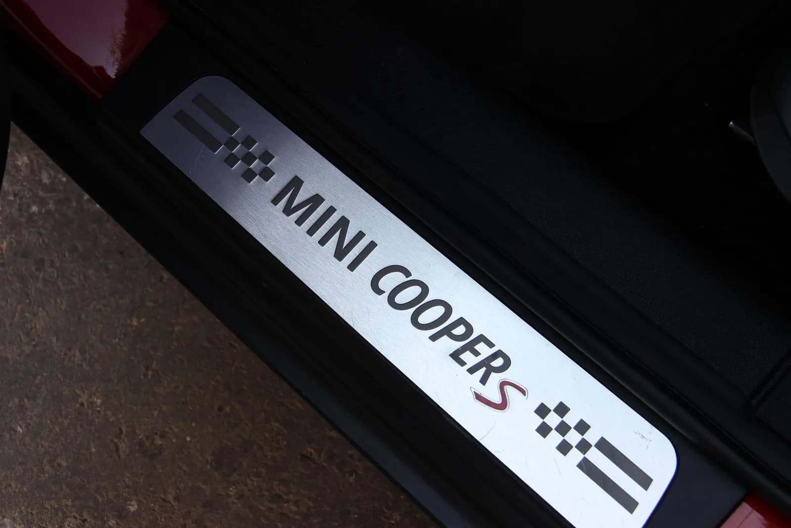 Mini Cooper S ALL4 — фото 12