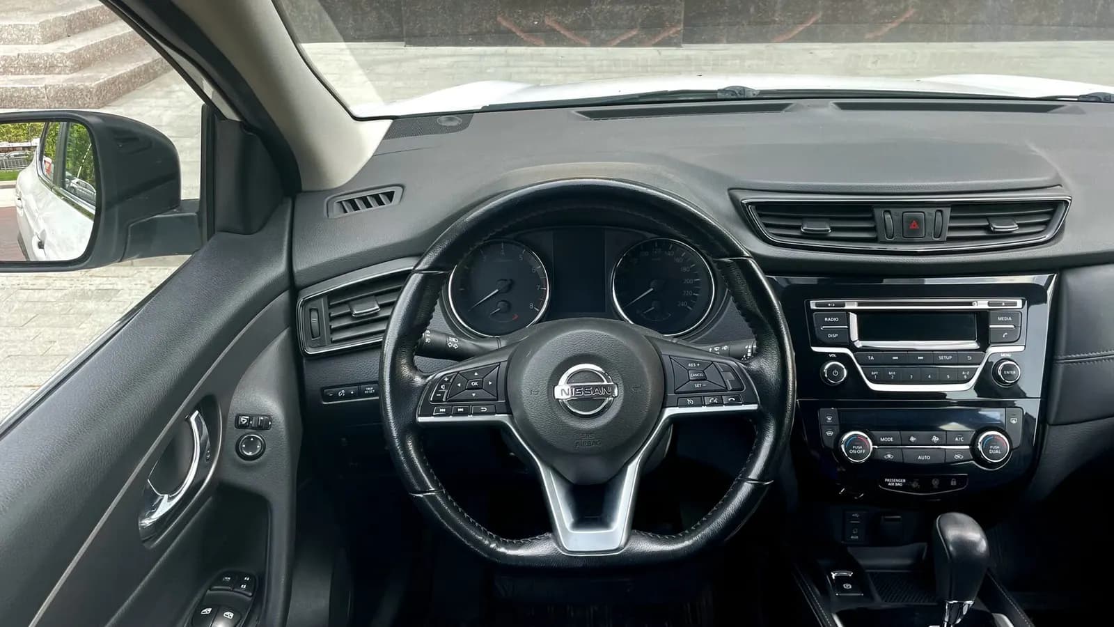 Nissan Qashqai — фото 11