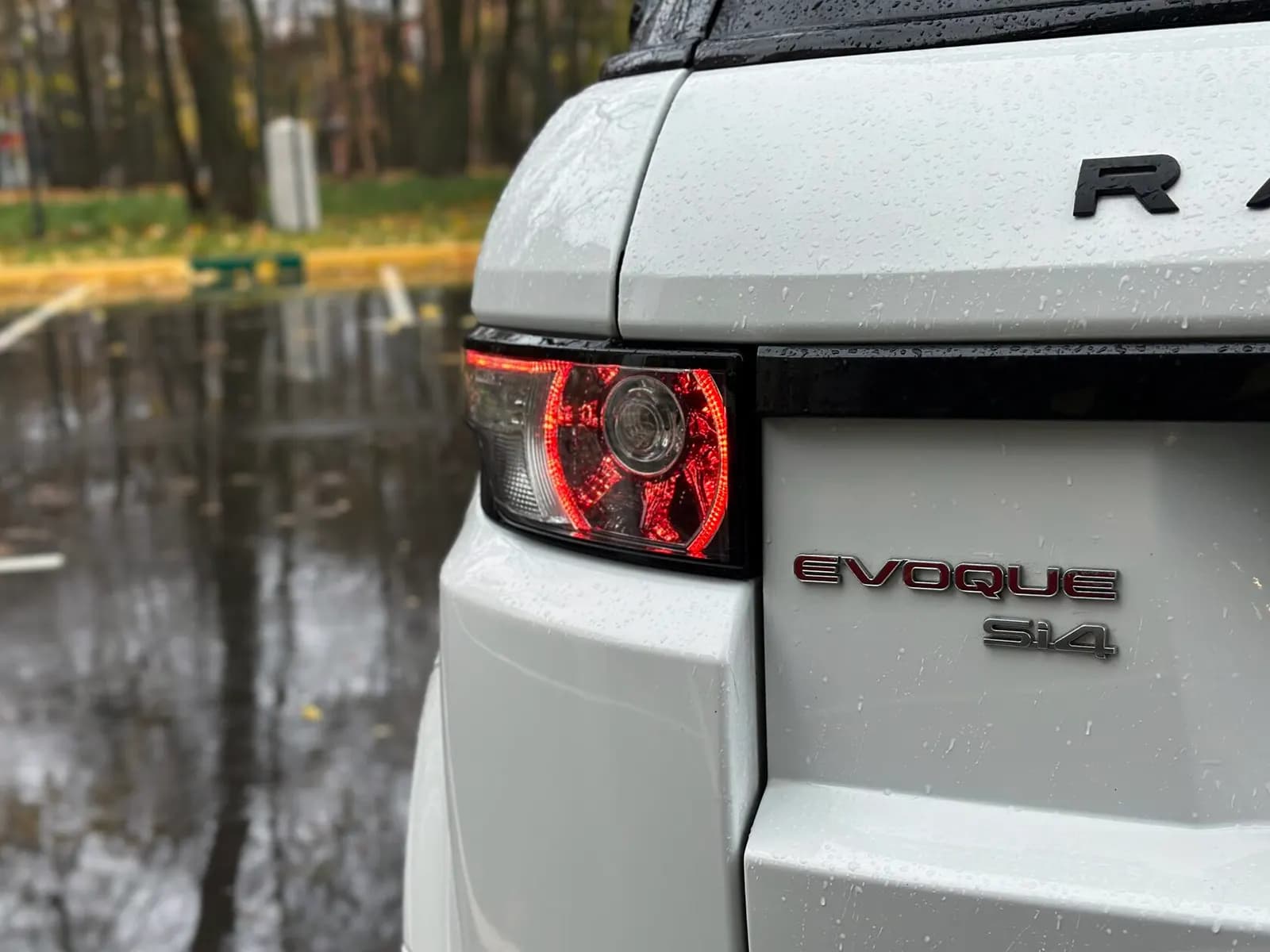 Range Rover Evoque — фото 11