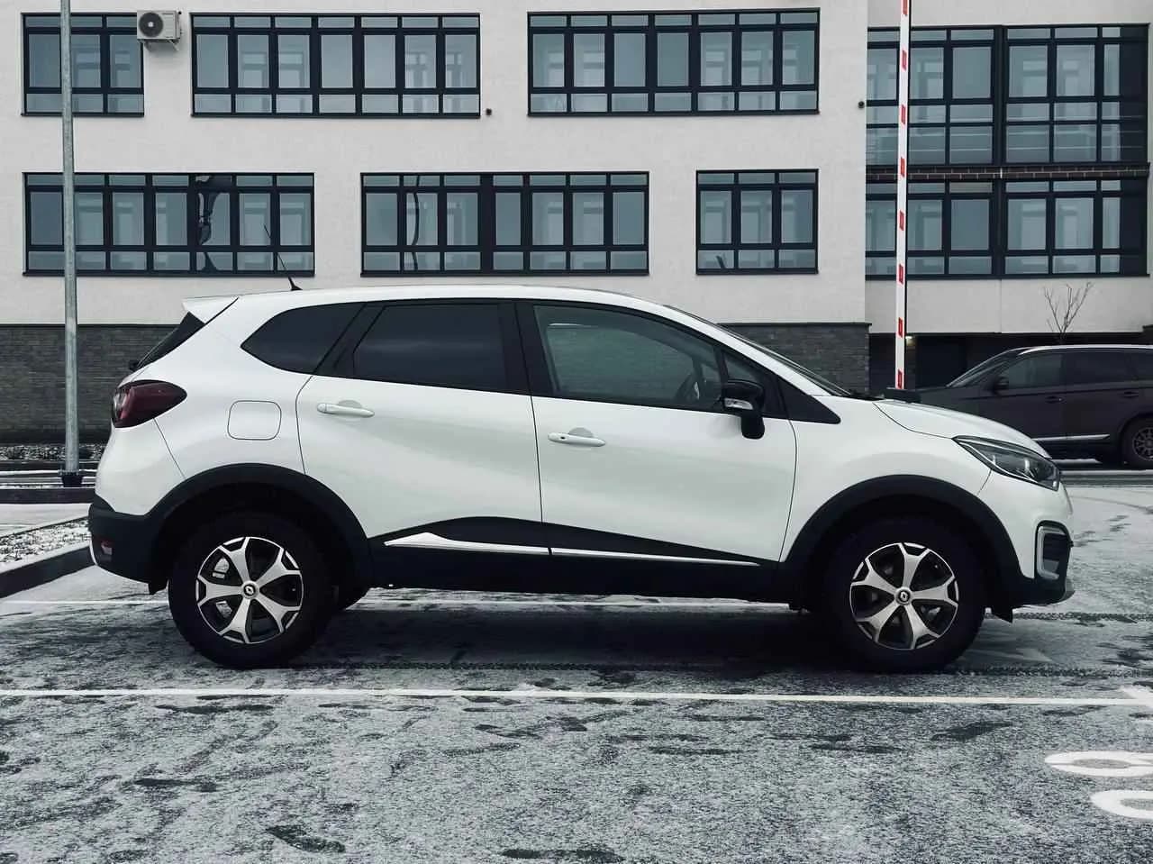 Renault Kaptur — фото 5
