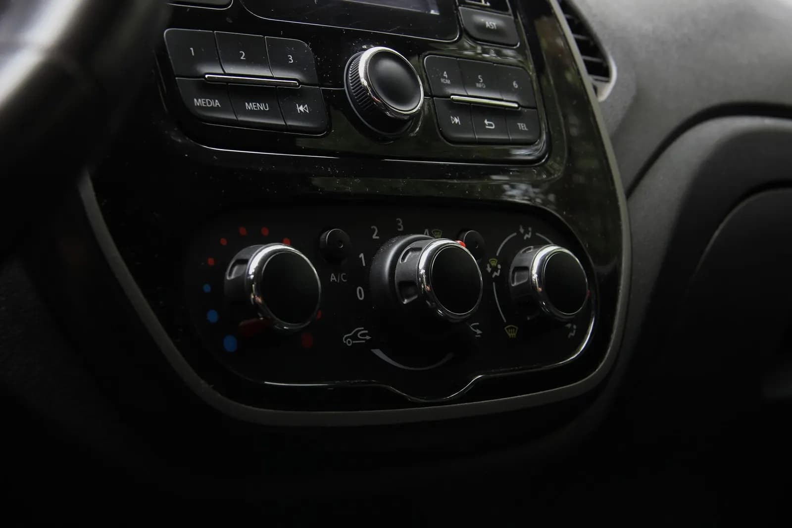 Renault Kaptur — фото 15