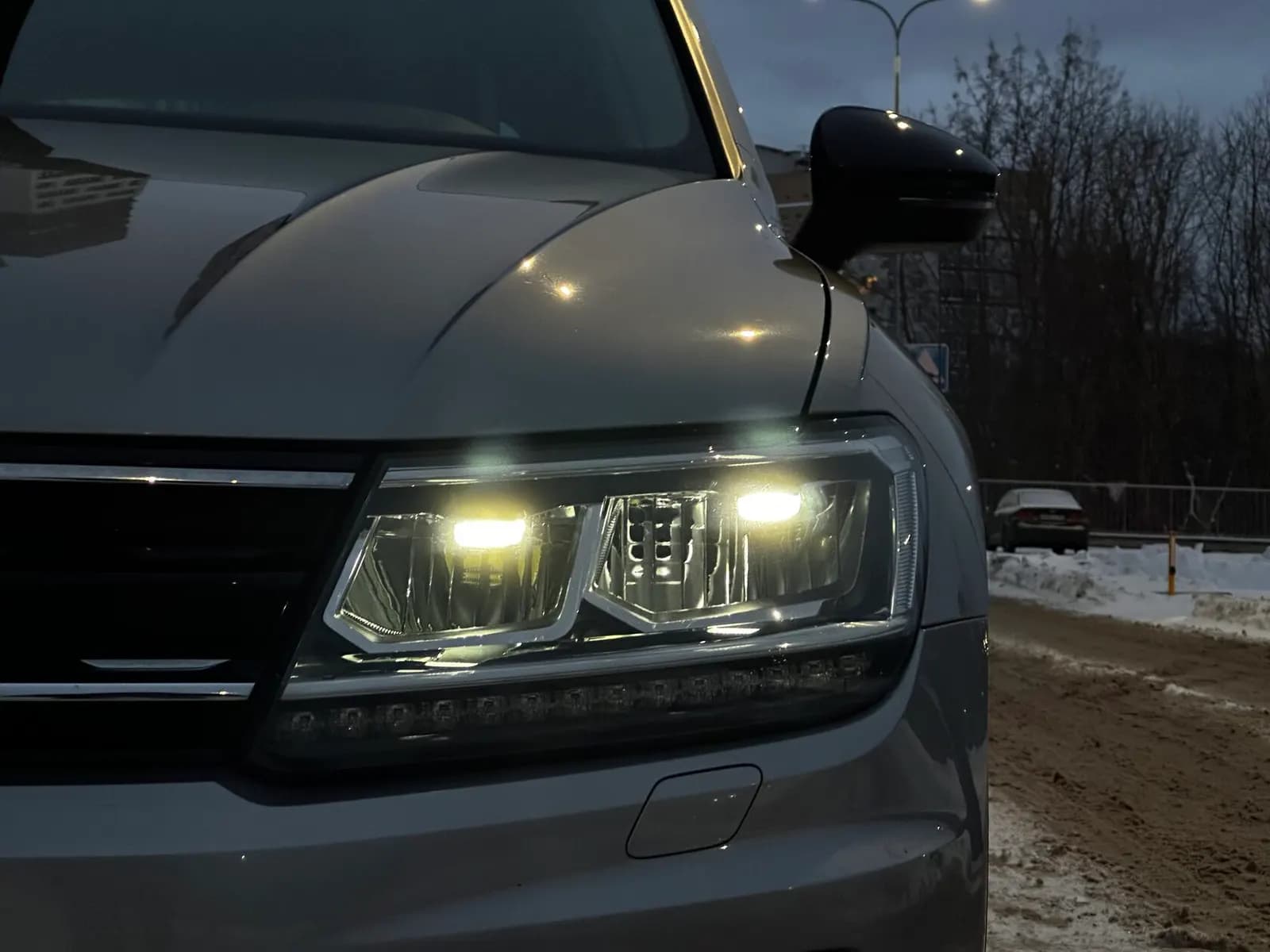 Volkswagen Tiguan — фото 4