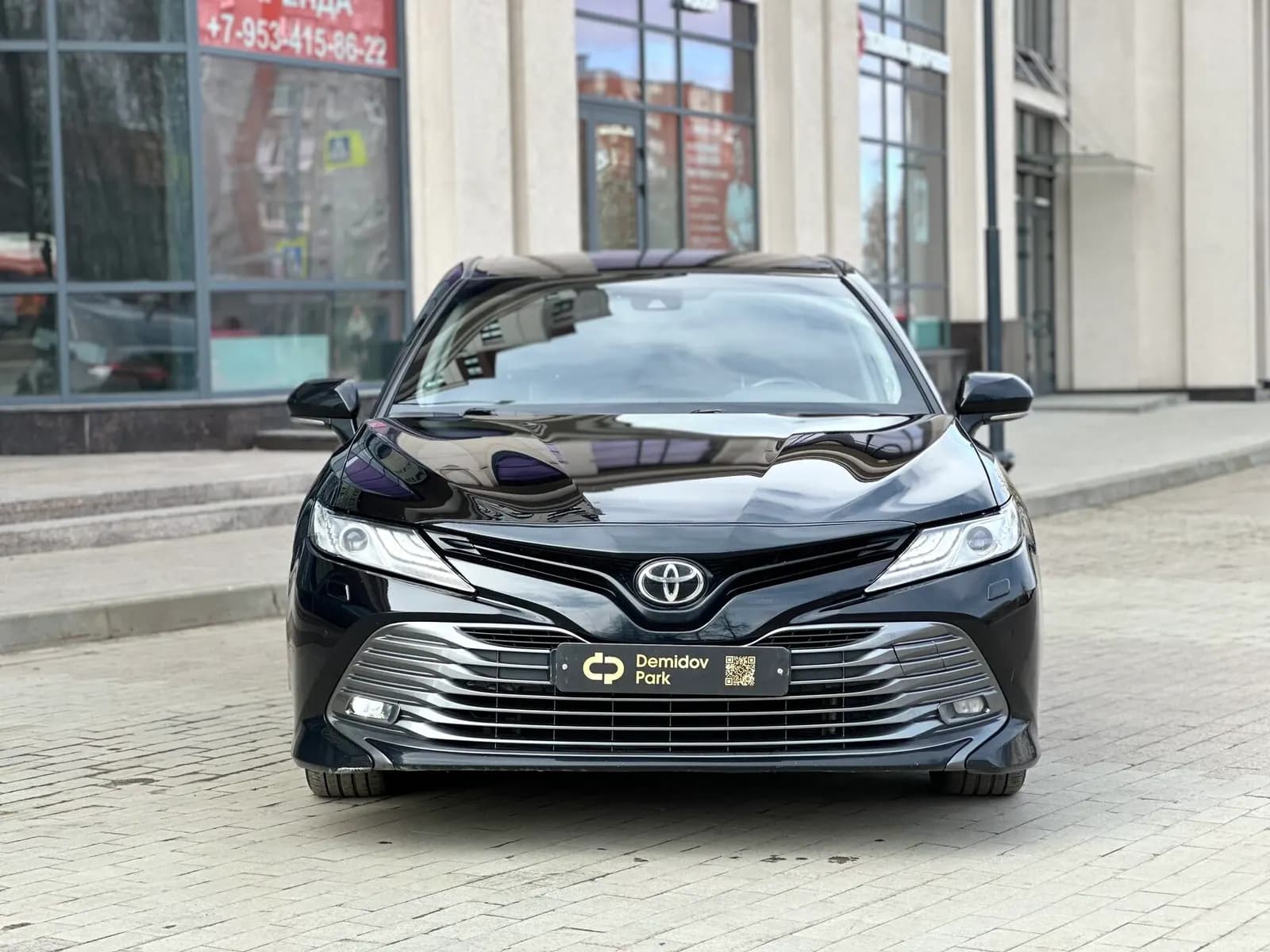 Toyota Camry — фото 7