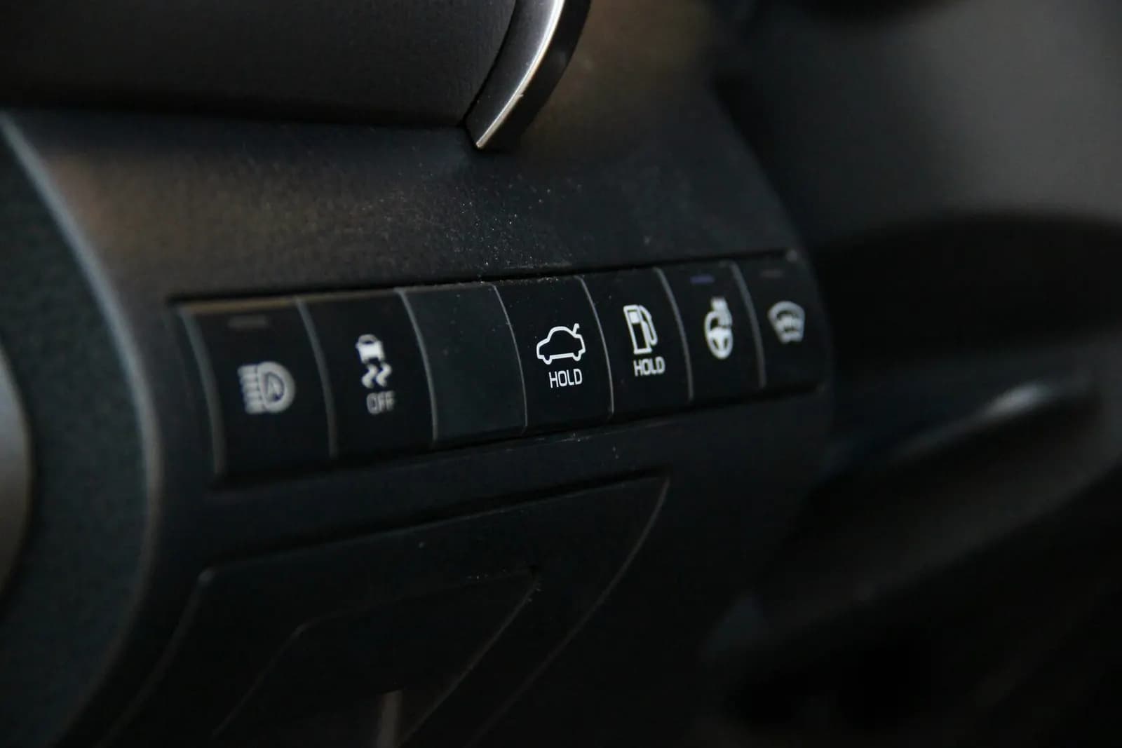 Toyota Camry — фото 4