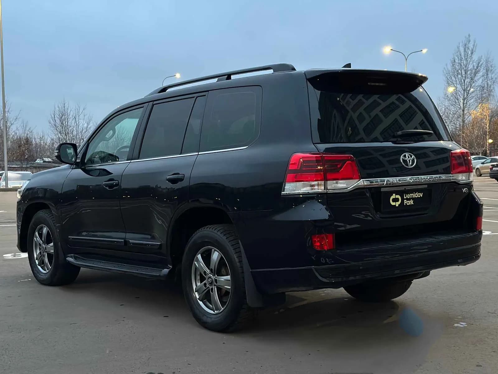 Toyota Land Cruiser 200 — фото 14