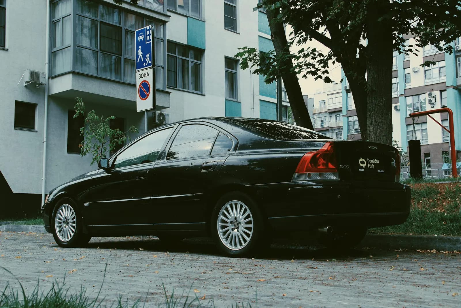 Volvo S60 — фото 7