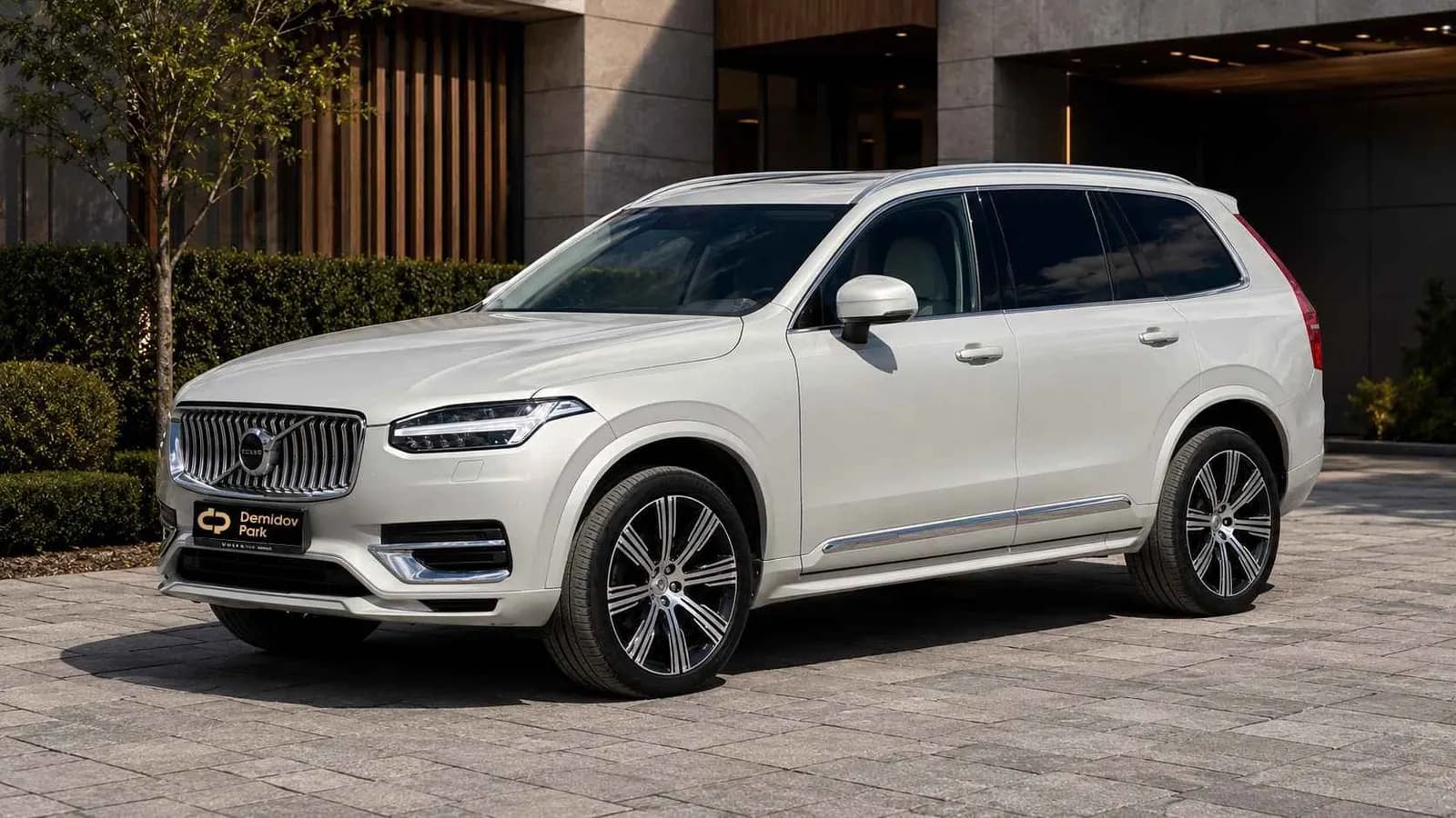 Volvo XC90 — аренда в Нижний Новгород