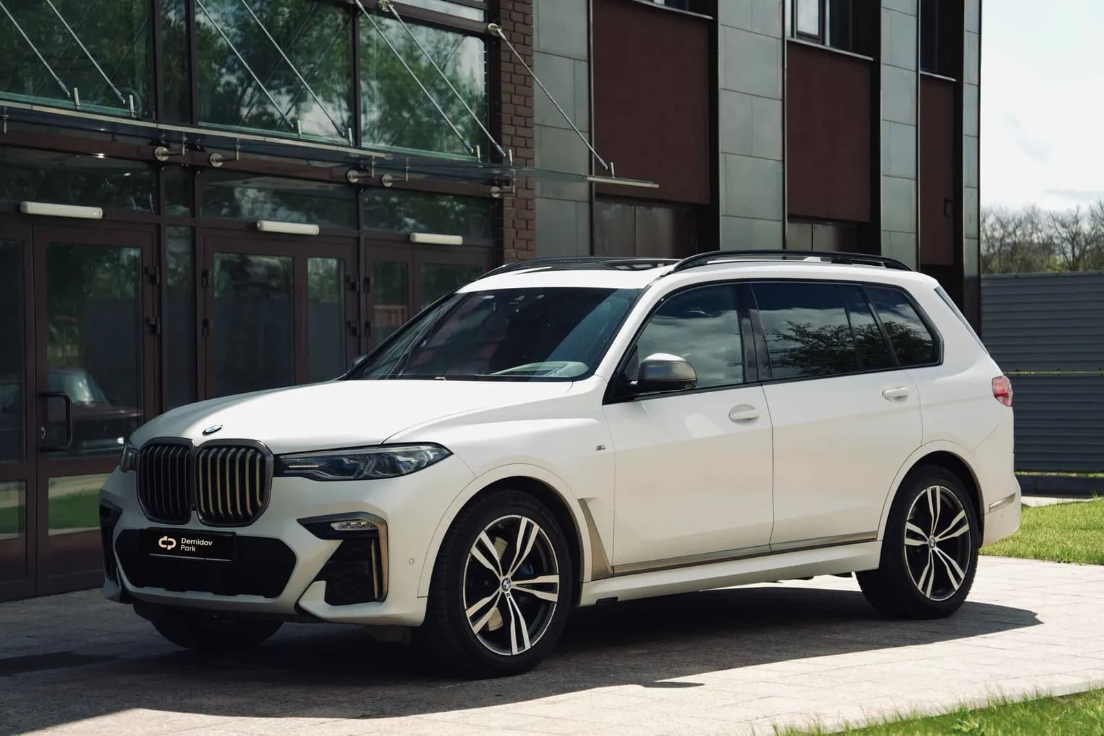 BMW X7M50D — аренда в Нижний Новгород