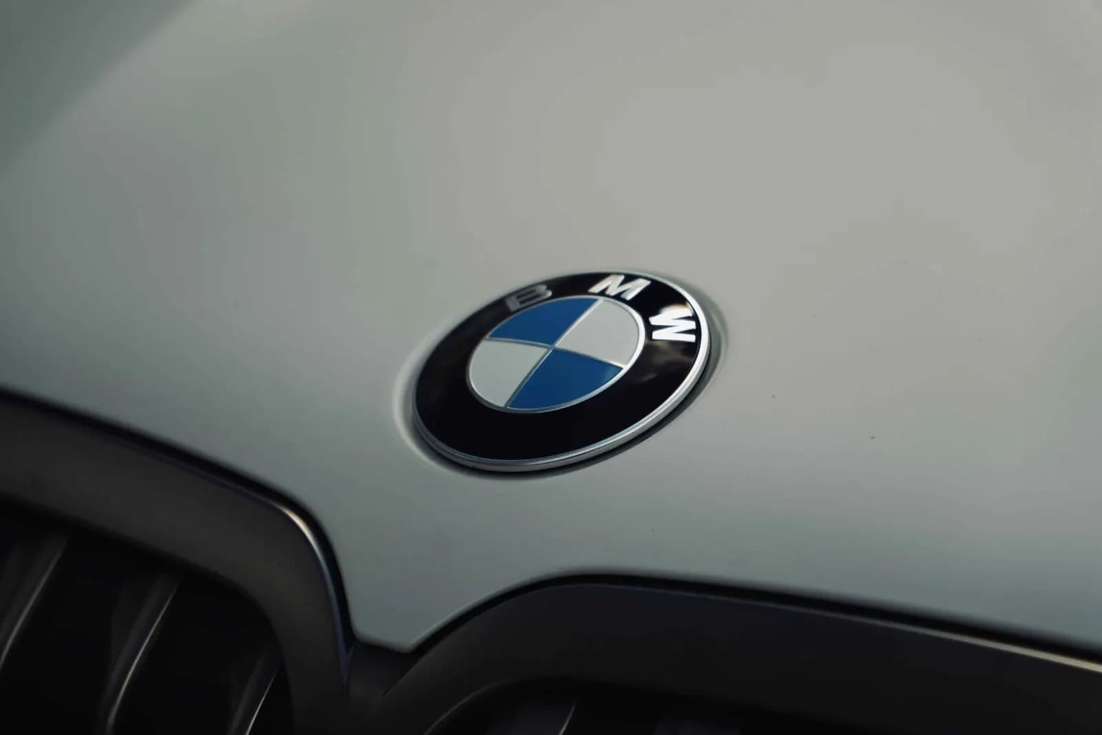 BMW X7M50D — фото 3